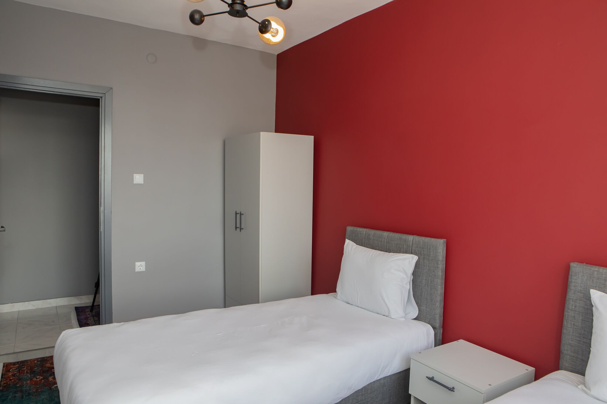 Hexa Suites Hotel