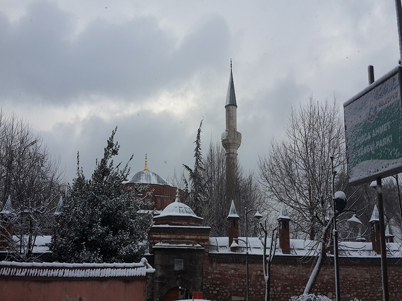 High Sophia Apart Hotel