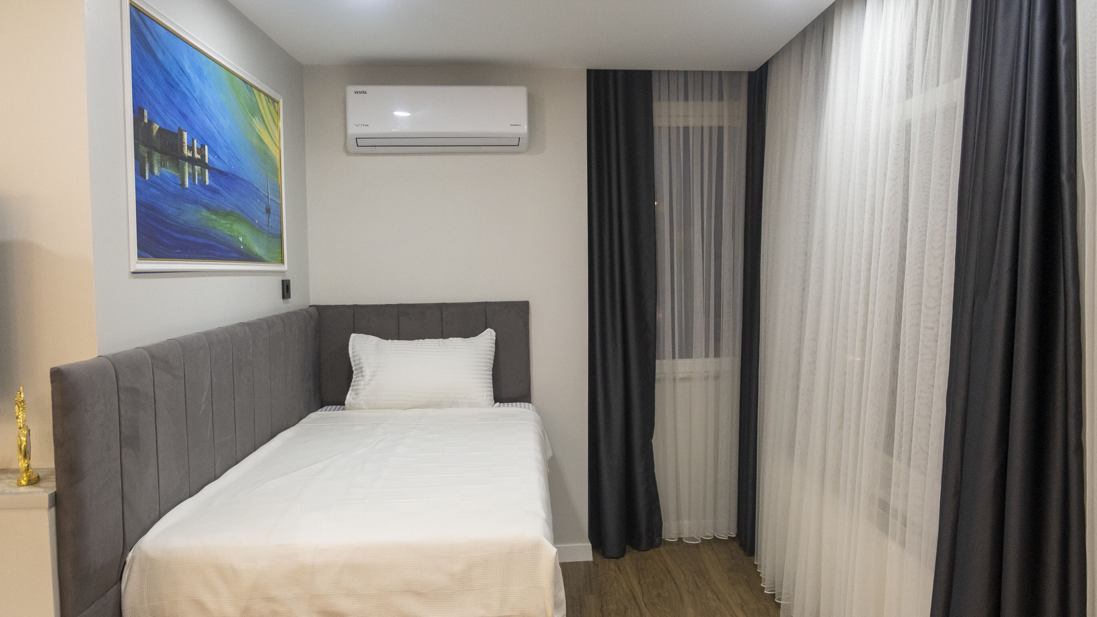 Hodegon Suite