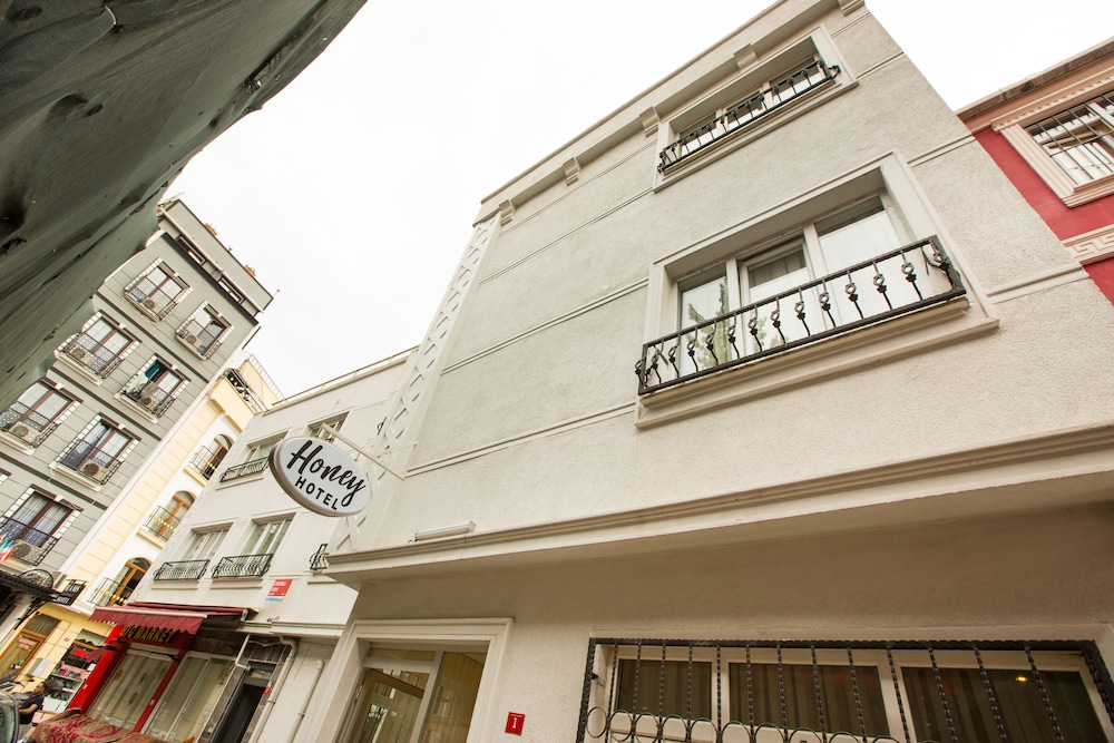 Honey Hotel