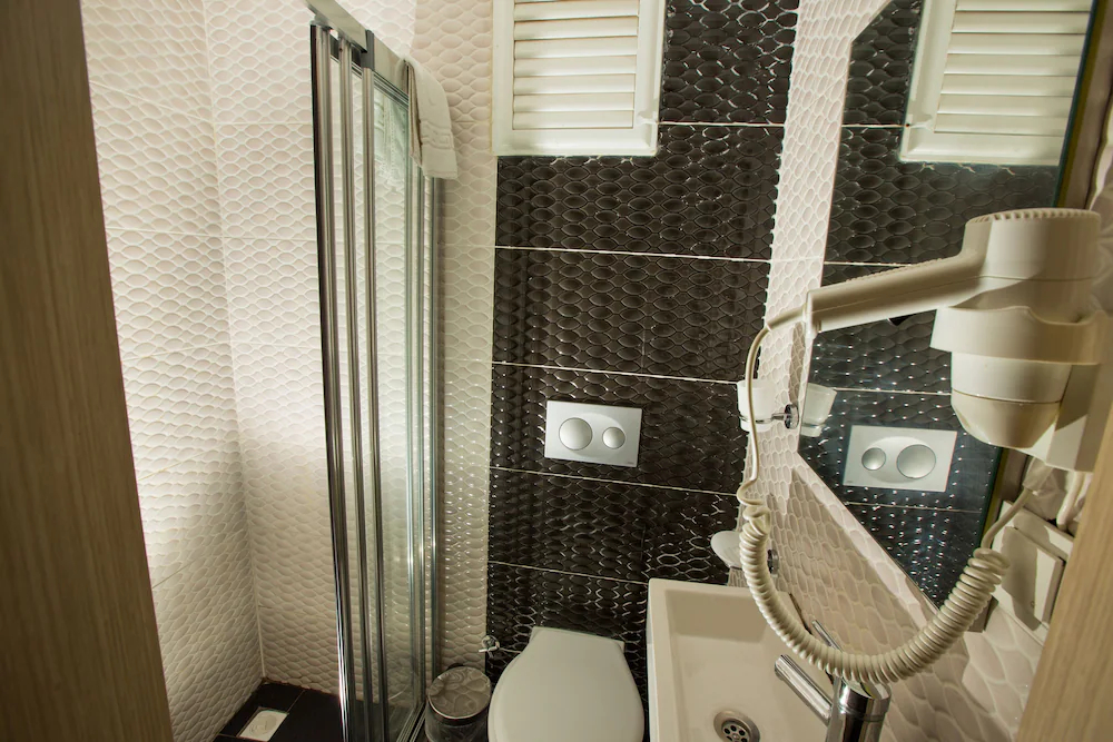 Honey Hotel