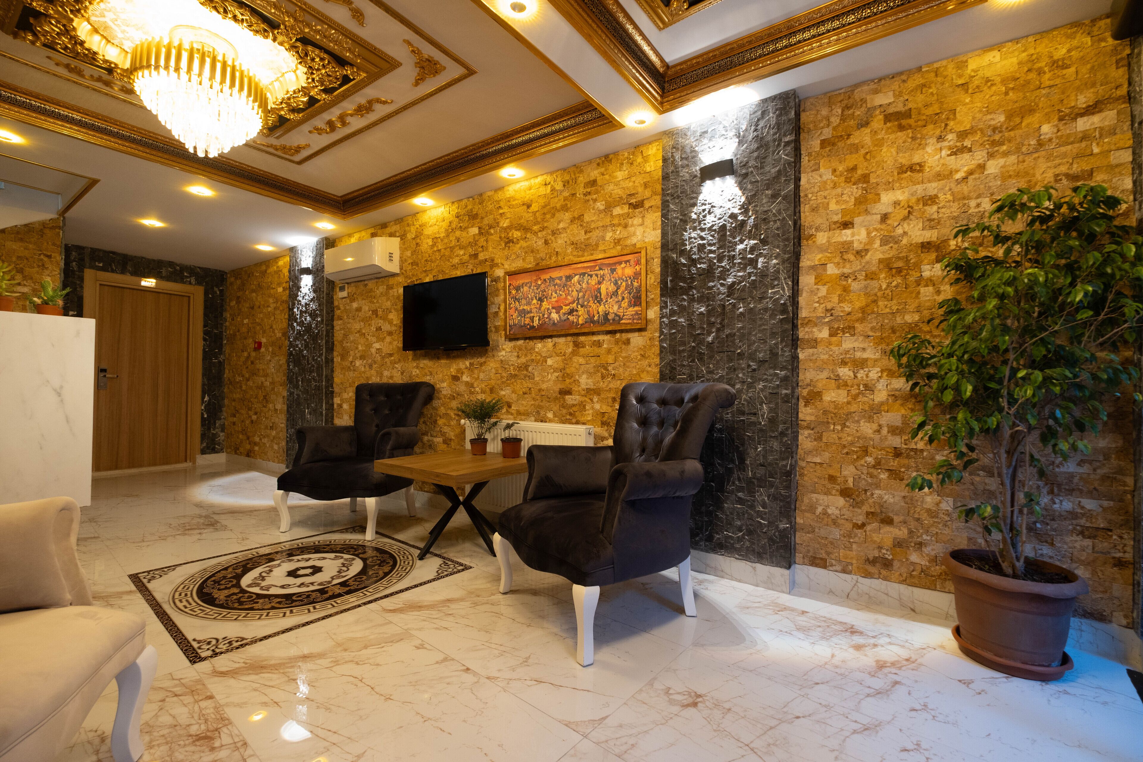 Hopefull Hotel