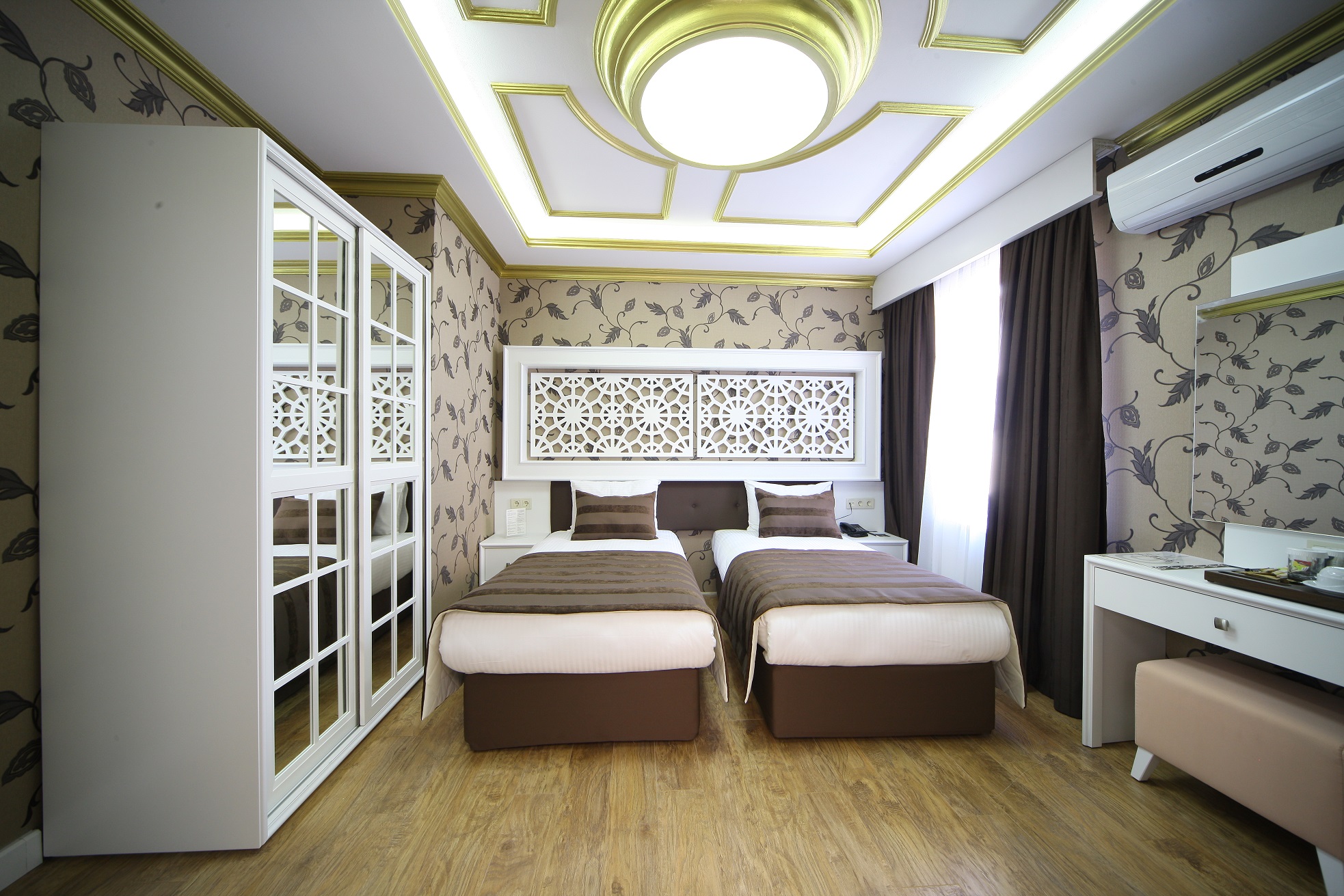 Hotel Black Pearl