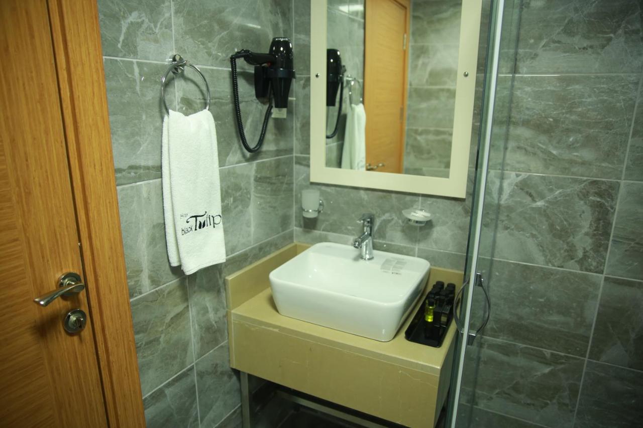 Hotel Black Tulip