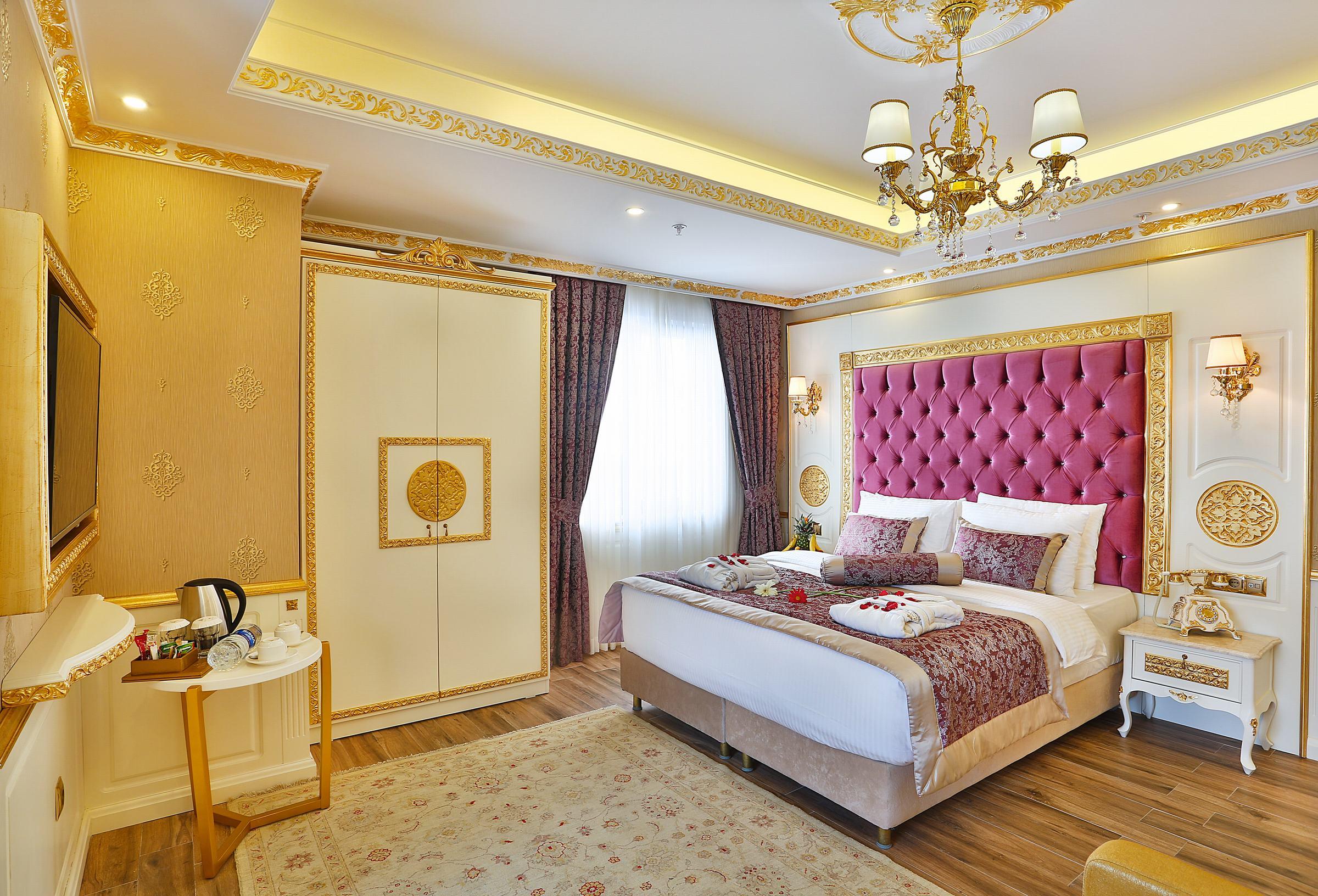 Hotel Emirhan Palace
