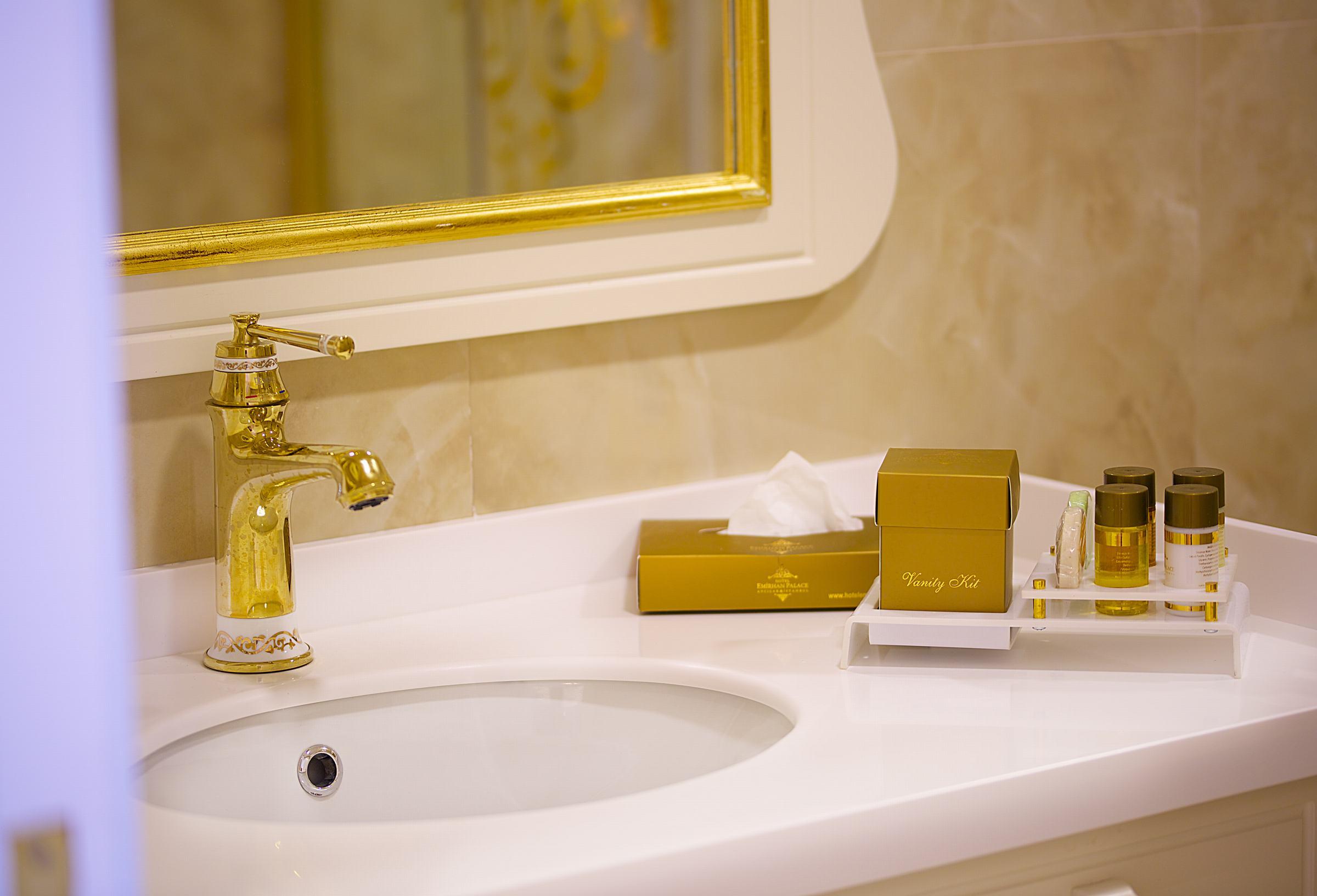 Hotel Emirhan Palace