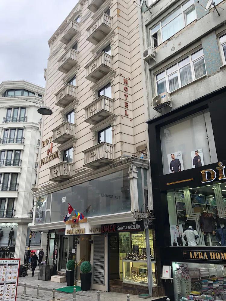 Hotel Falcon