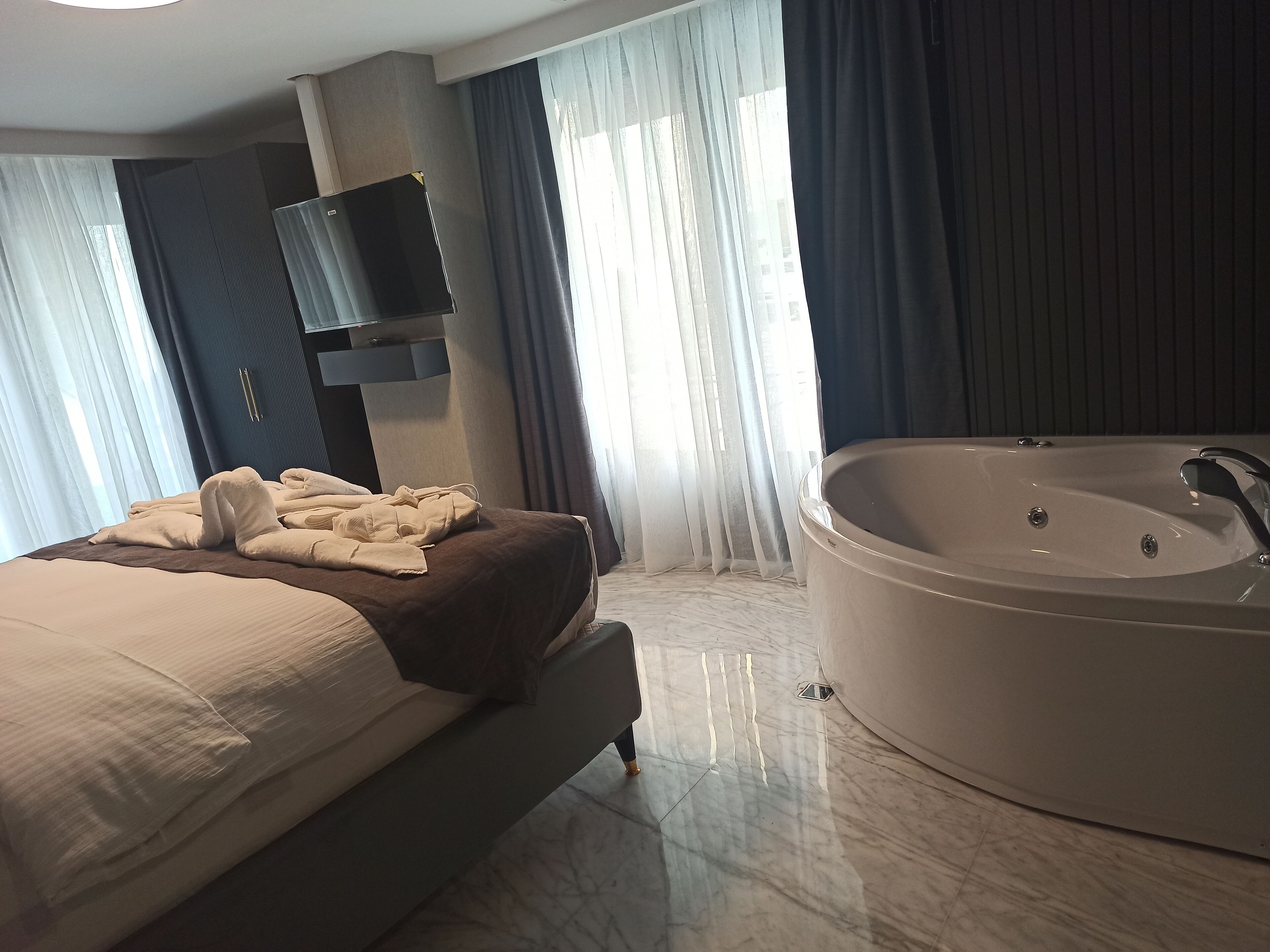 Hotel Kurucesme Business