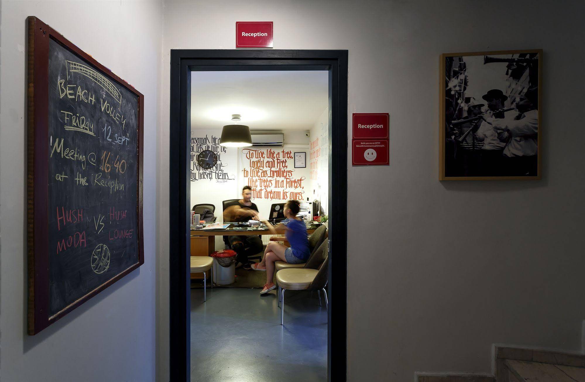 The Room Hostel Moda