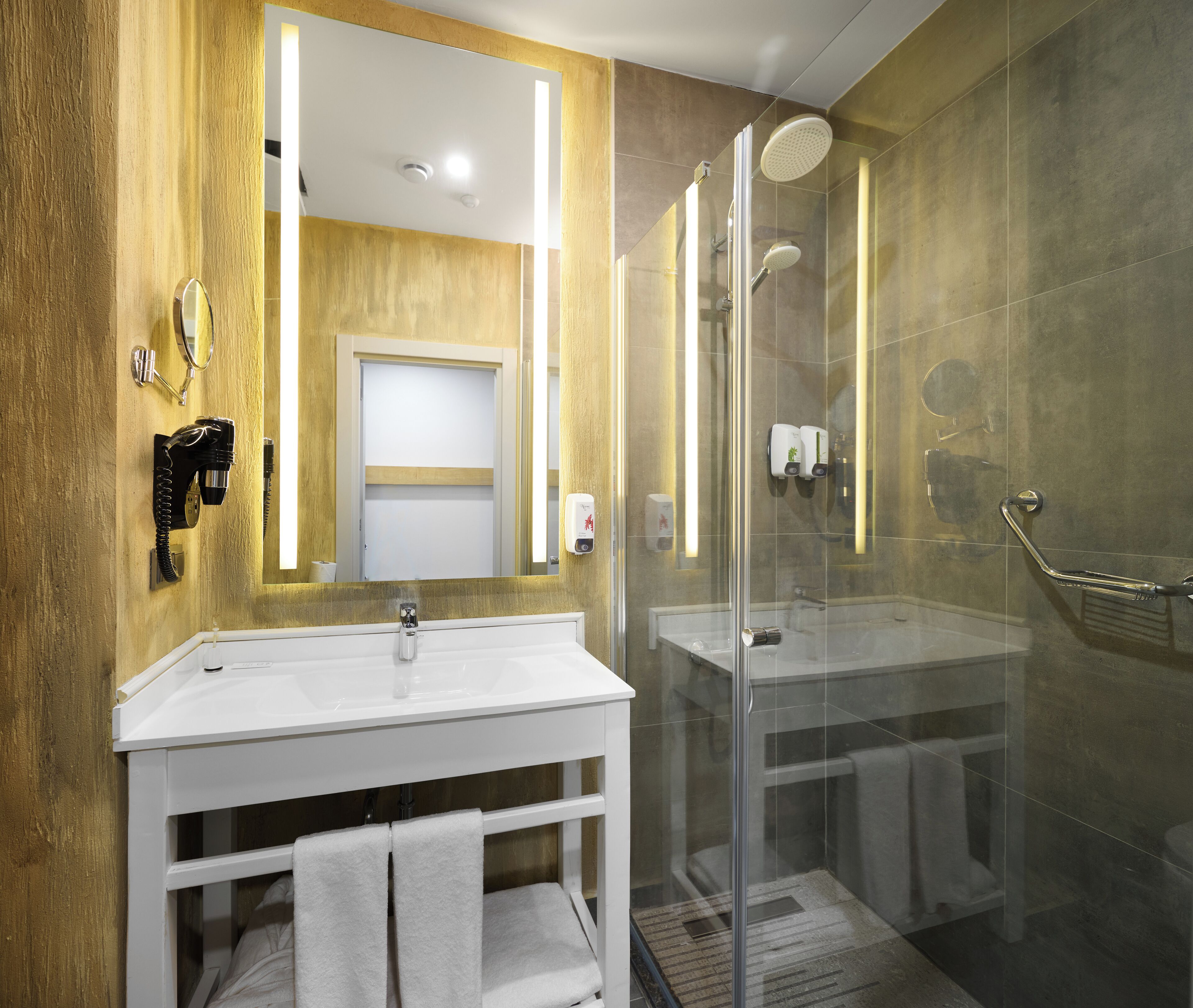 Ibis Istanbul Airport