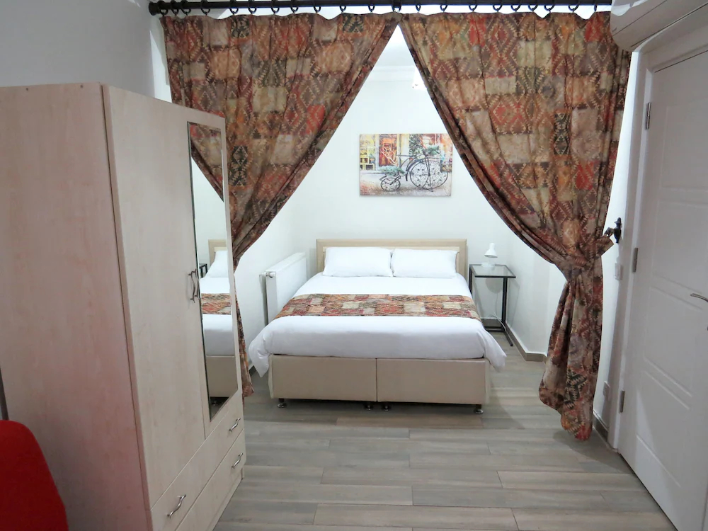 Istanberry Paradise Flats