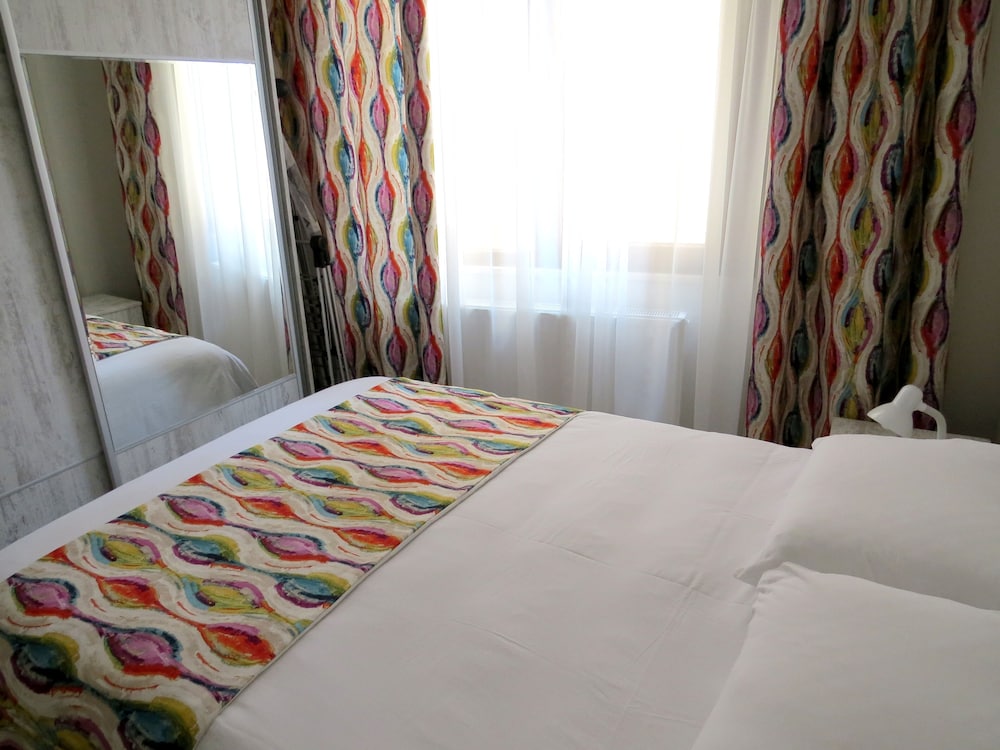 Istanberry Paradise Flats