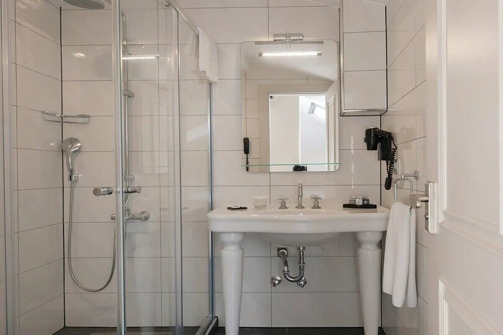 Istanbul Airport Express Hotel