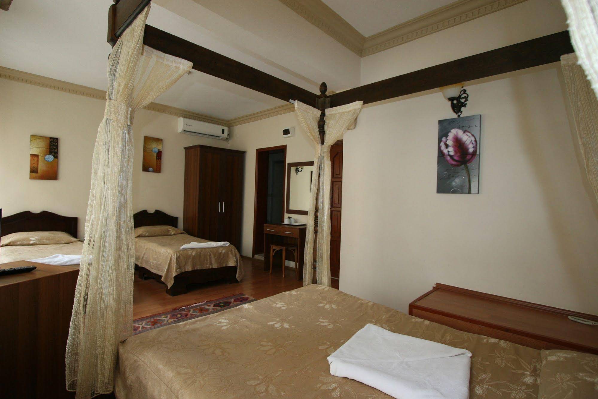 Istanbul Hanedan Hotel