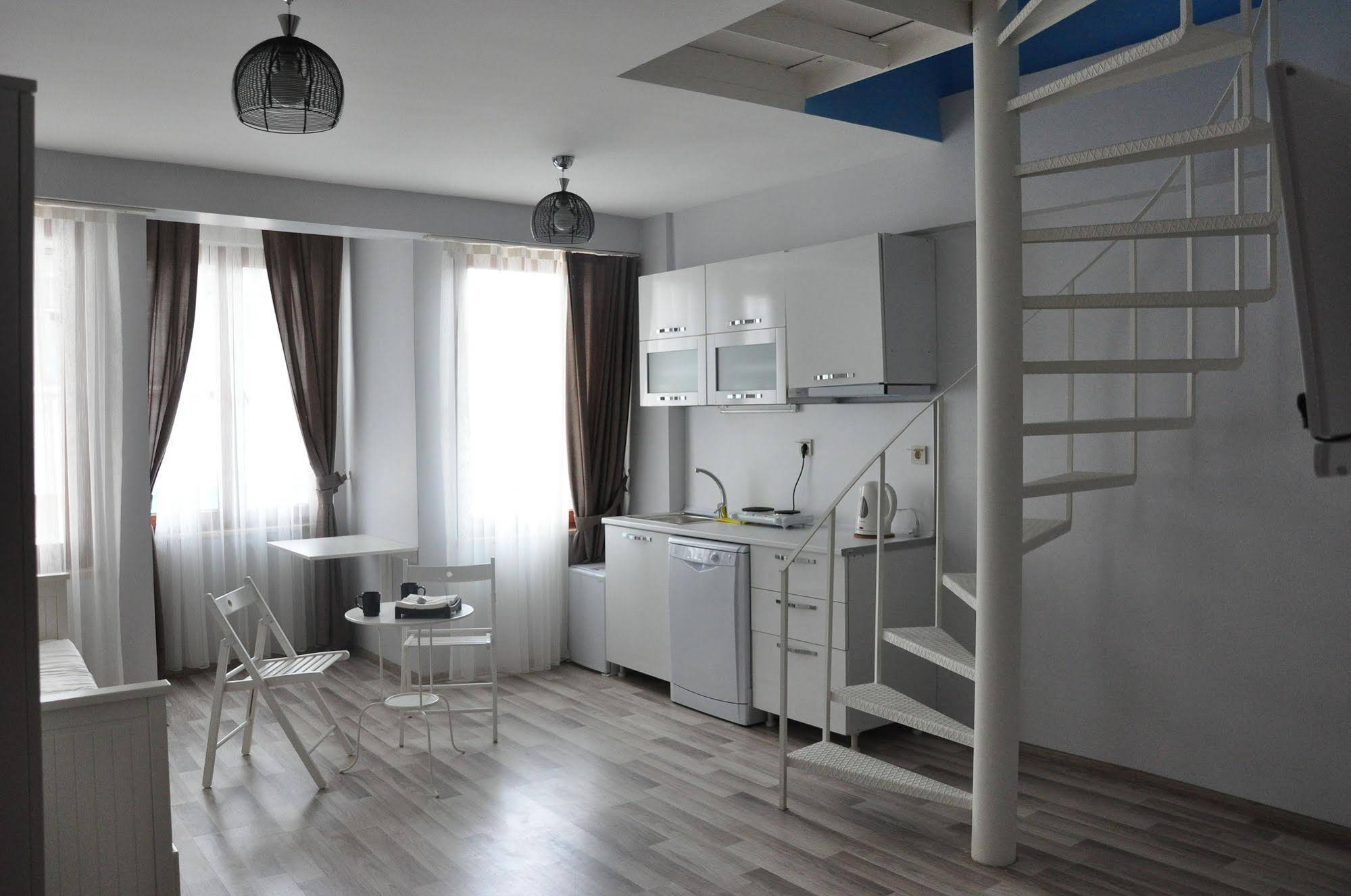 Istanbul HUB Flats