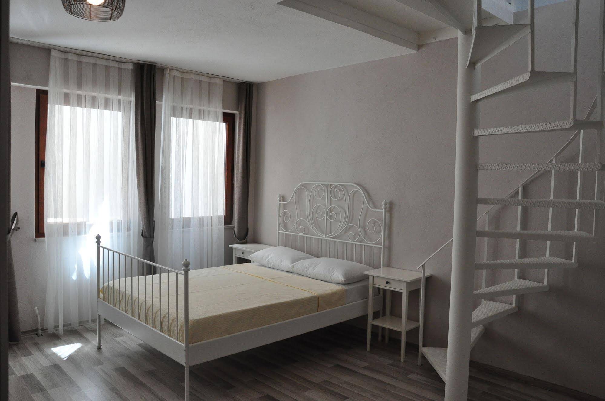 Istanbul HUB Flats