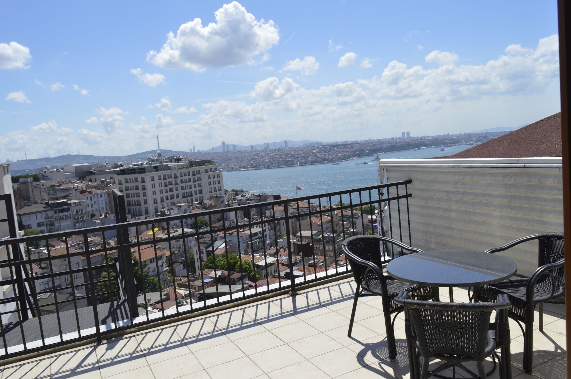 DC Suite Rooms Taksim