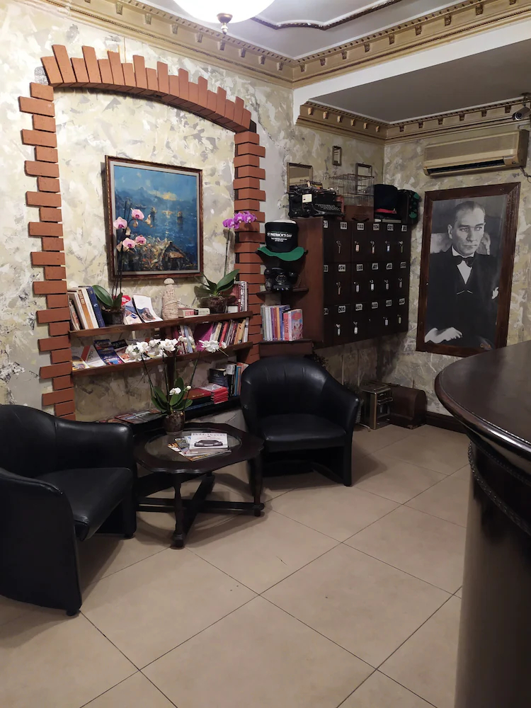 Istanbul Irish Hotel