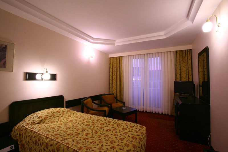 Istanbul Royal Hotel