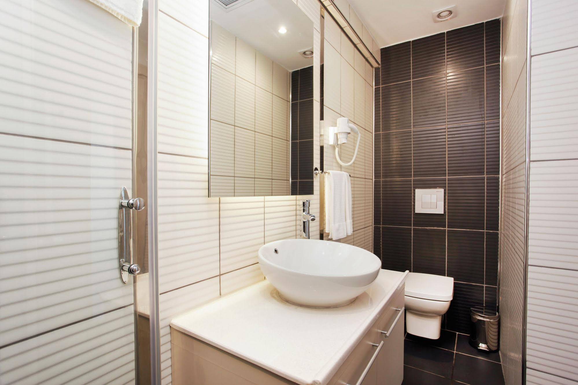 Jem Pera Boutique Hotel