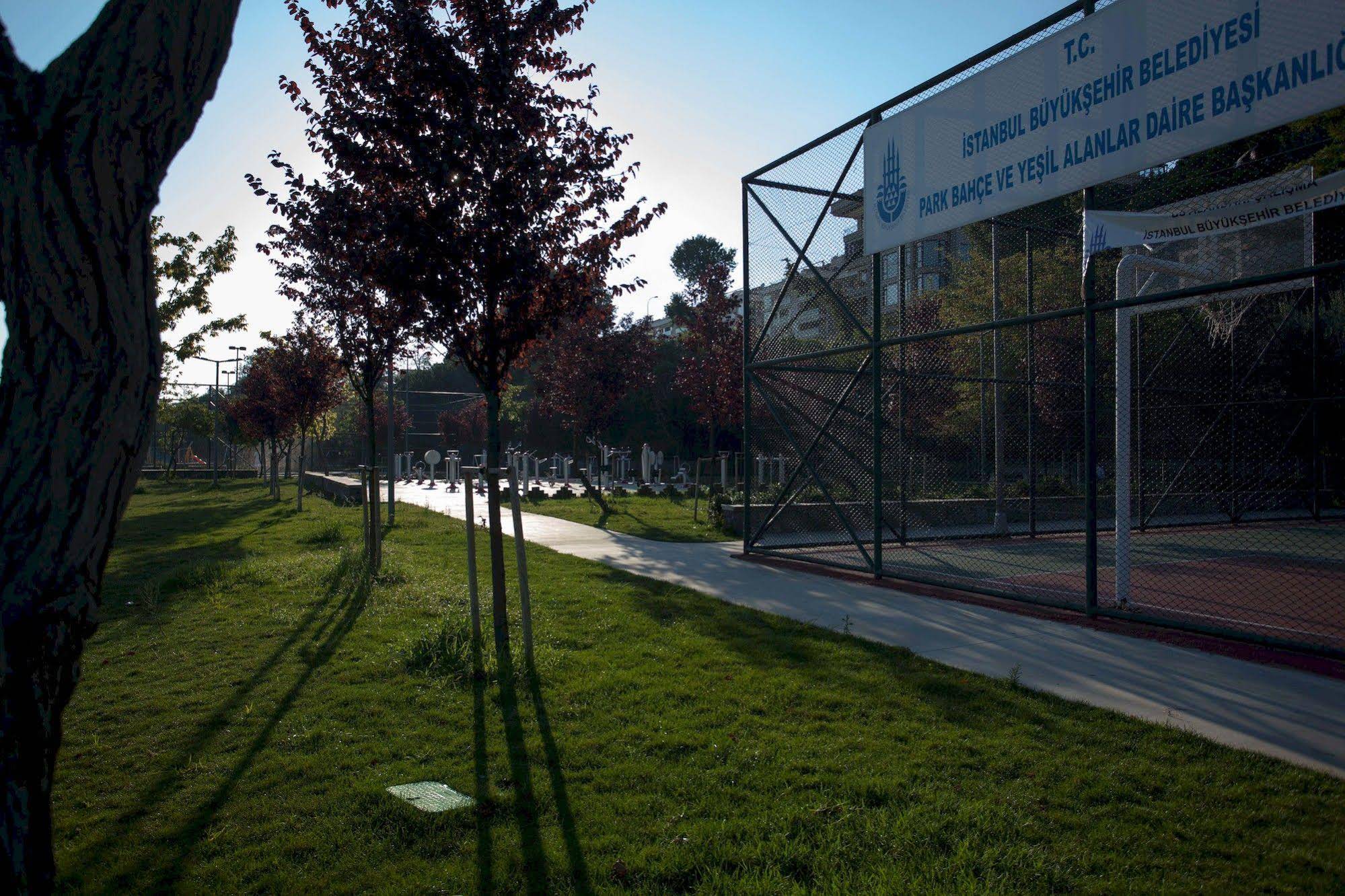 Juliet Rooms & Kitchen