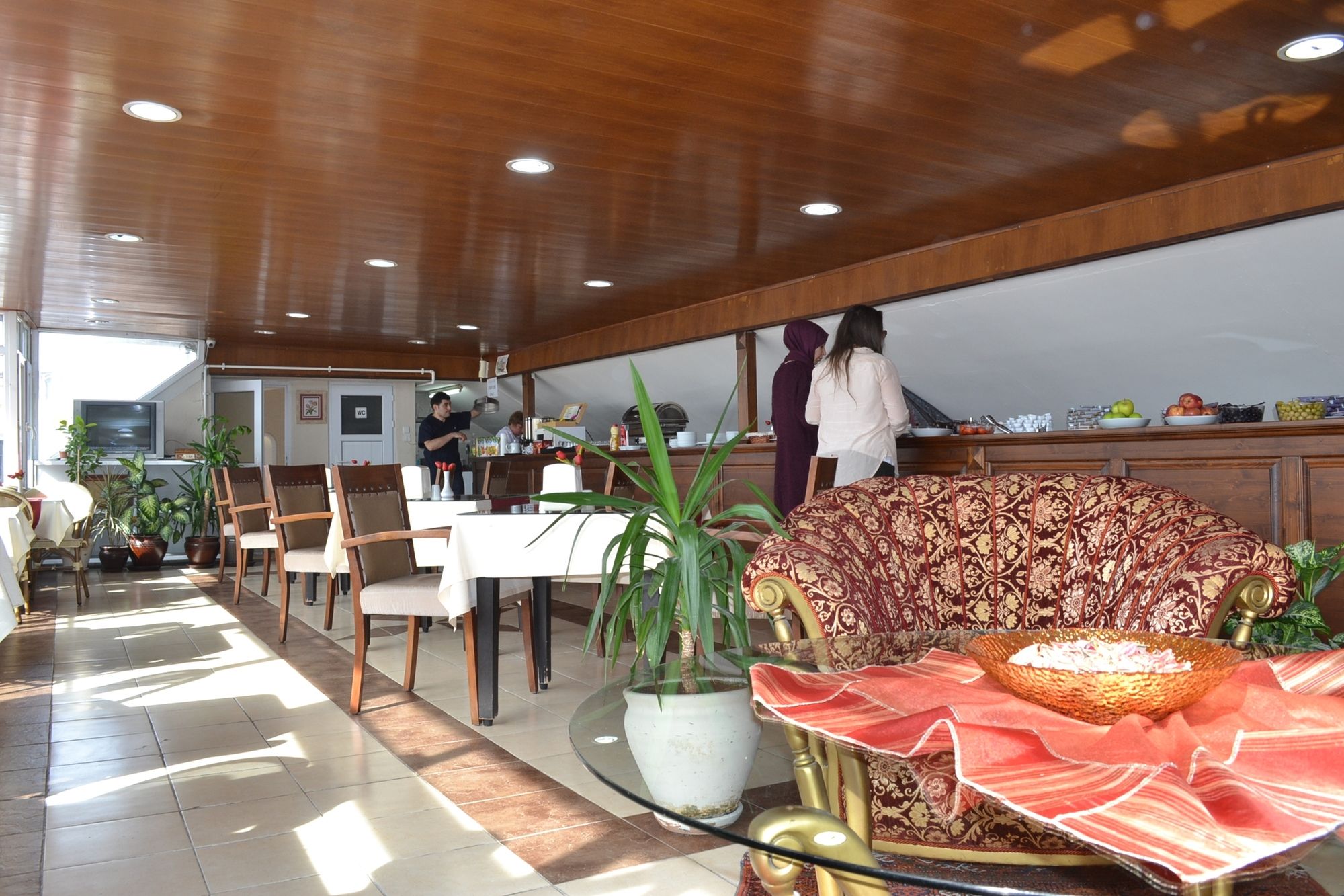 Kaftan Hotel