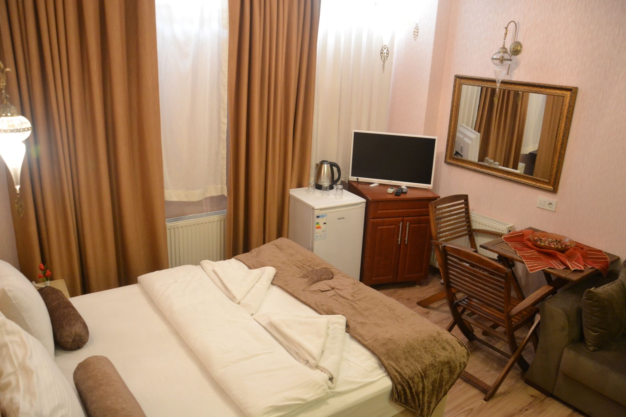 Kaftan Hotel