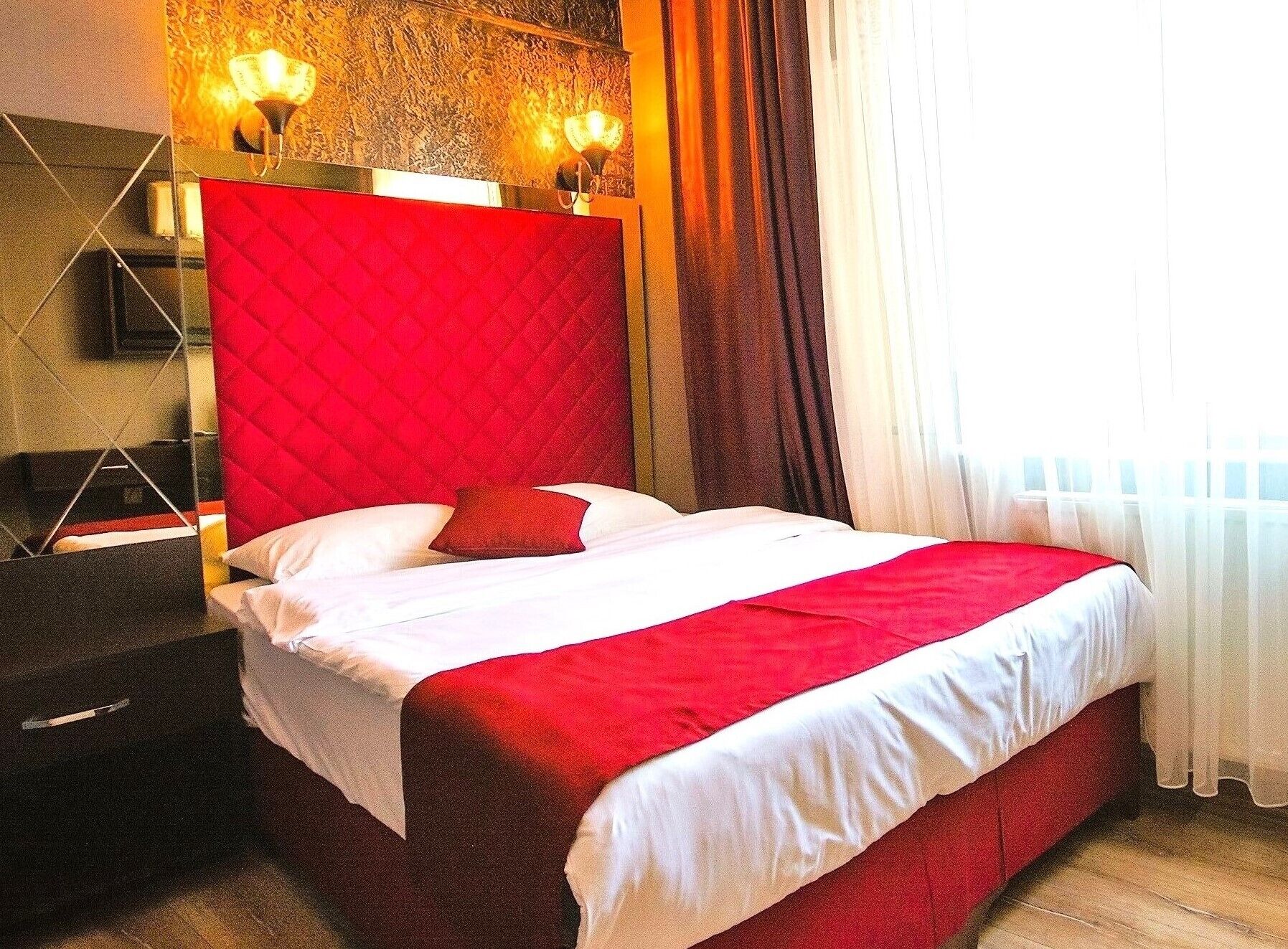 Kaya Royal Hotel Old Town