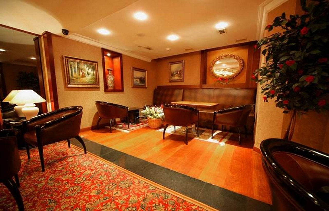 Mineo Hotel