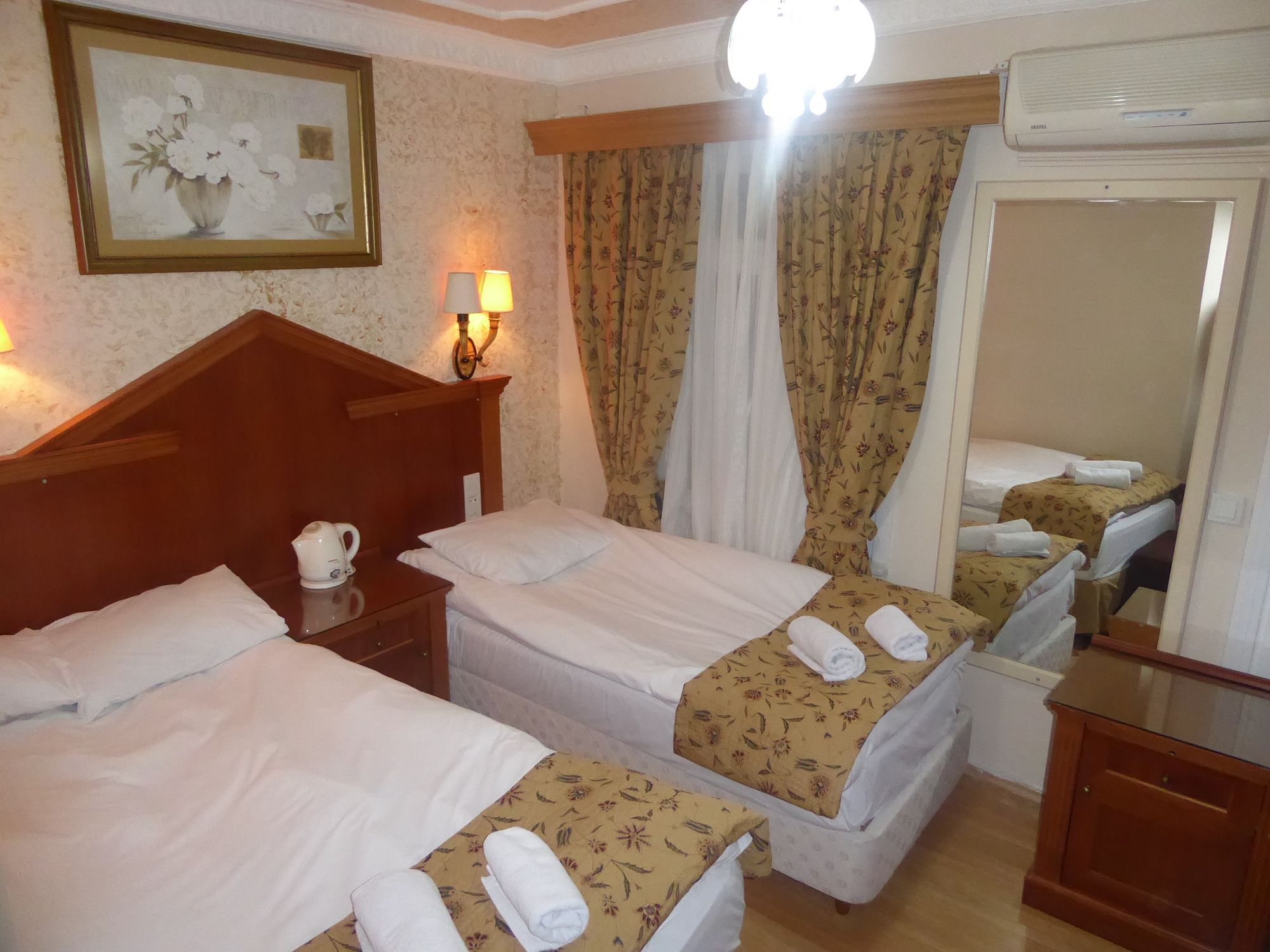 Tiyatro Hotel Istanbul