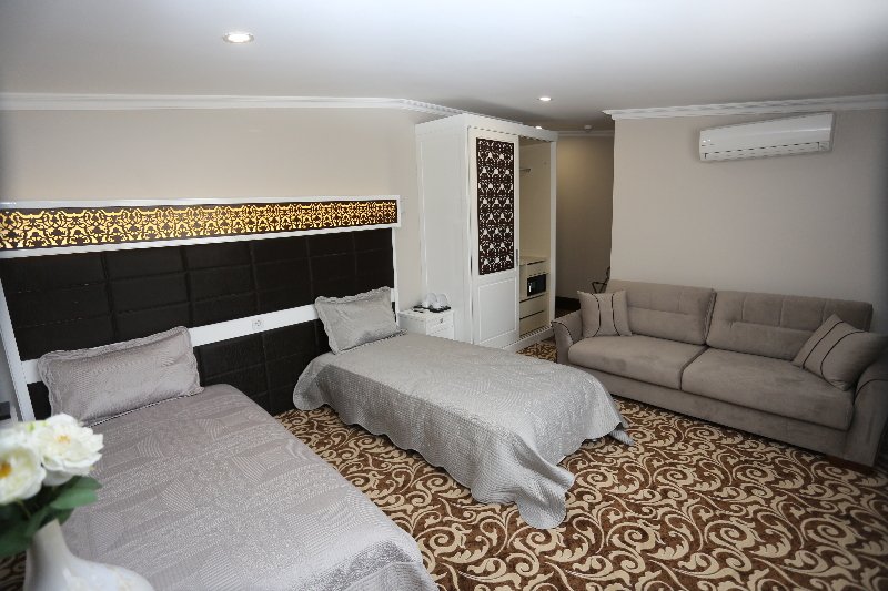 K Suites Hotel