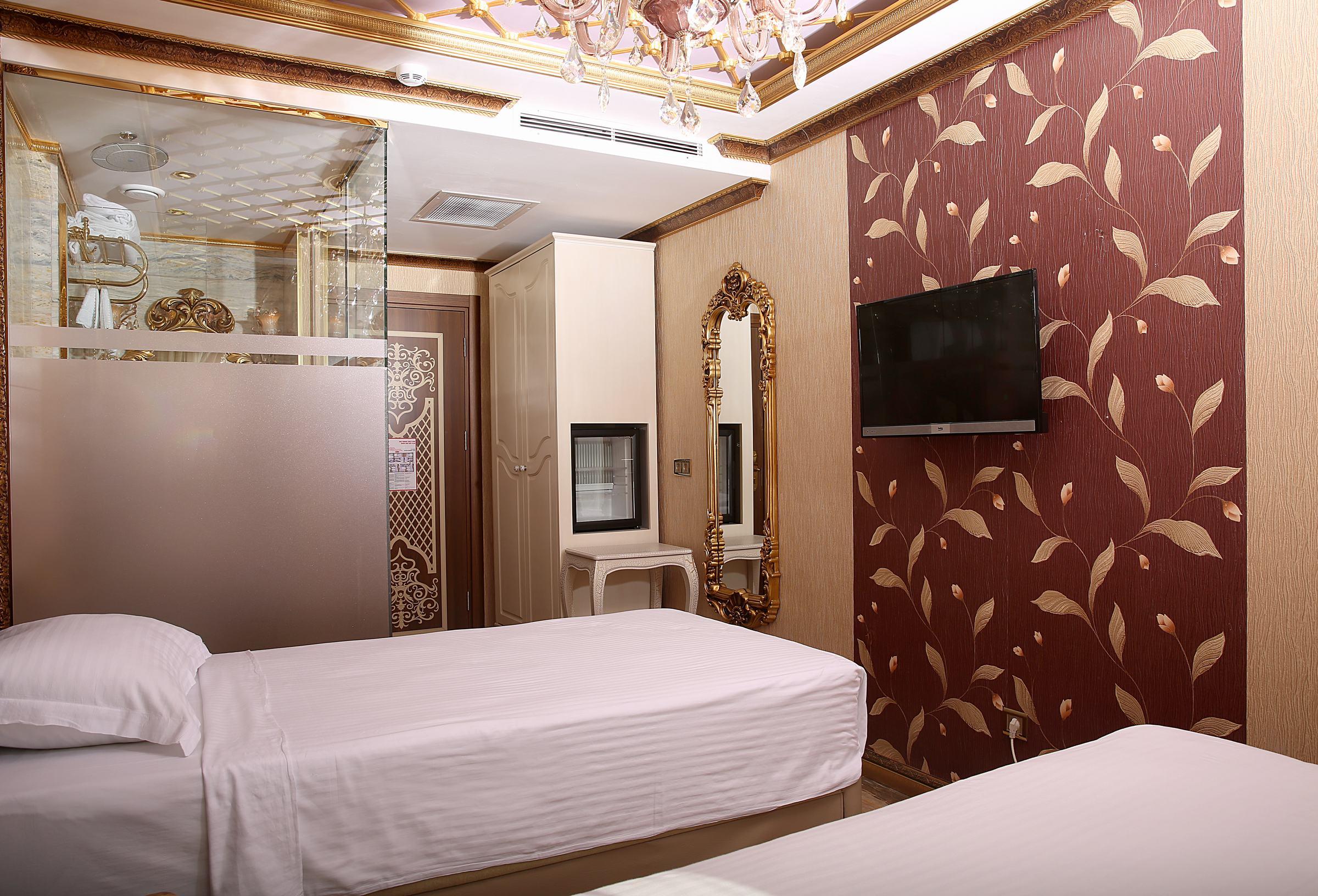 Laleli Blue Marmaray Hotel