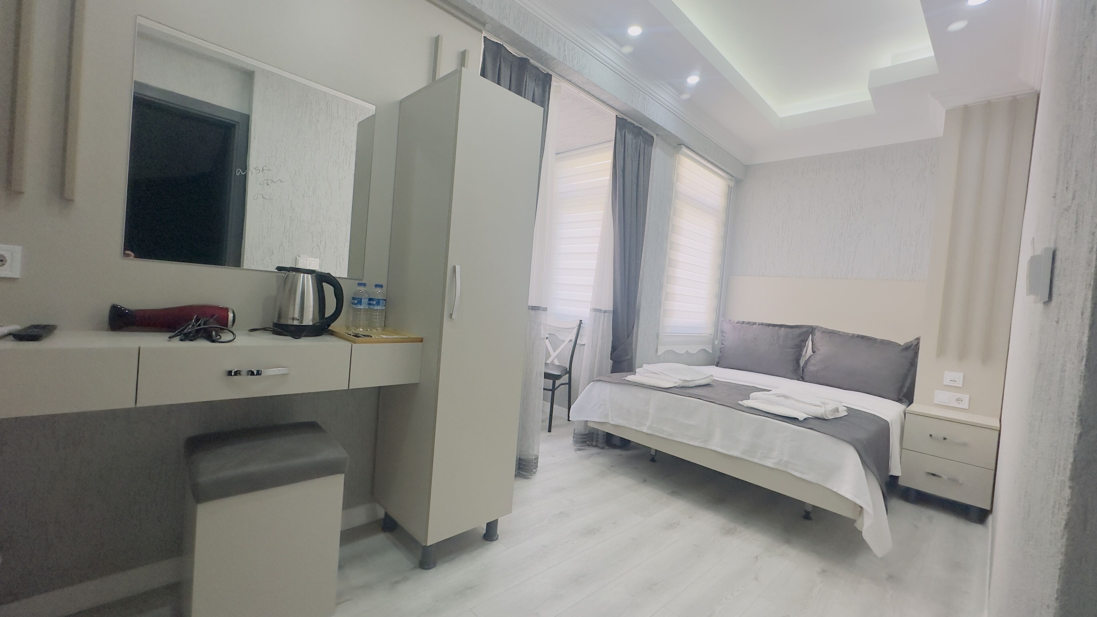 La Mer Old City Hotel