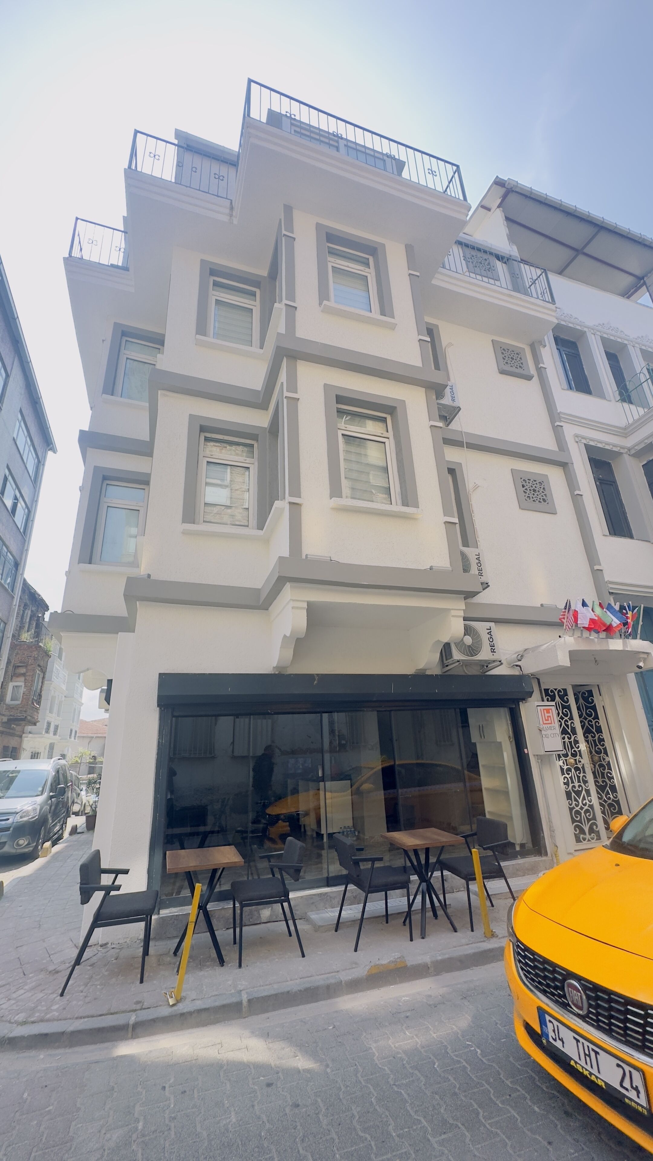 La Mer Old City Hotel