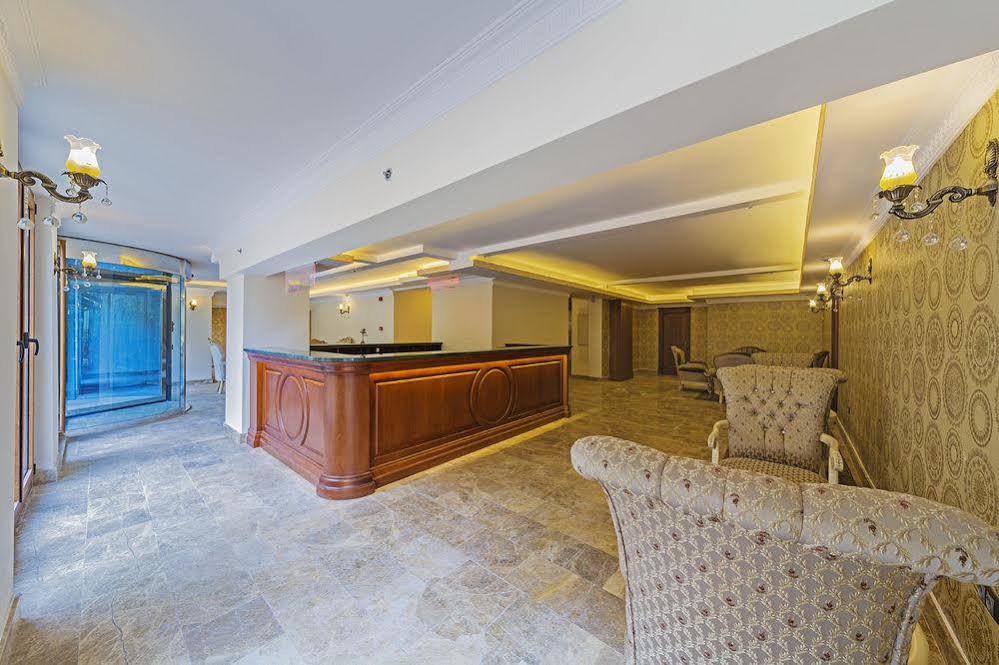 Lausos Palace Hotel