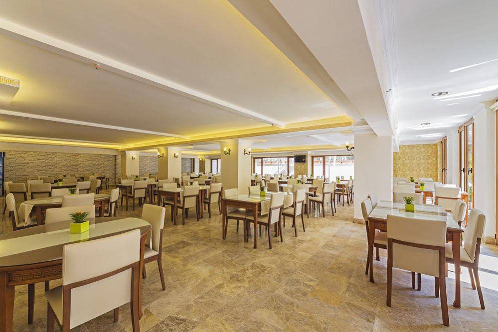 Lausos Palace Hotel