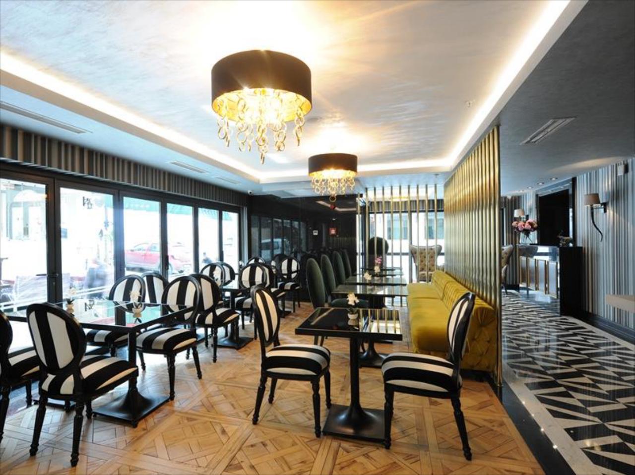 Le Petit Palace Hotel