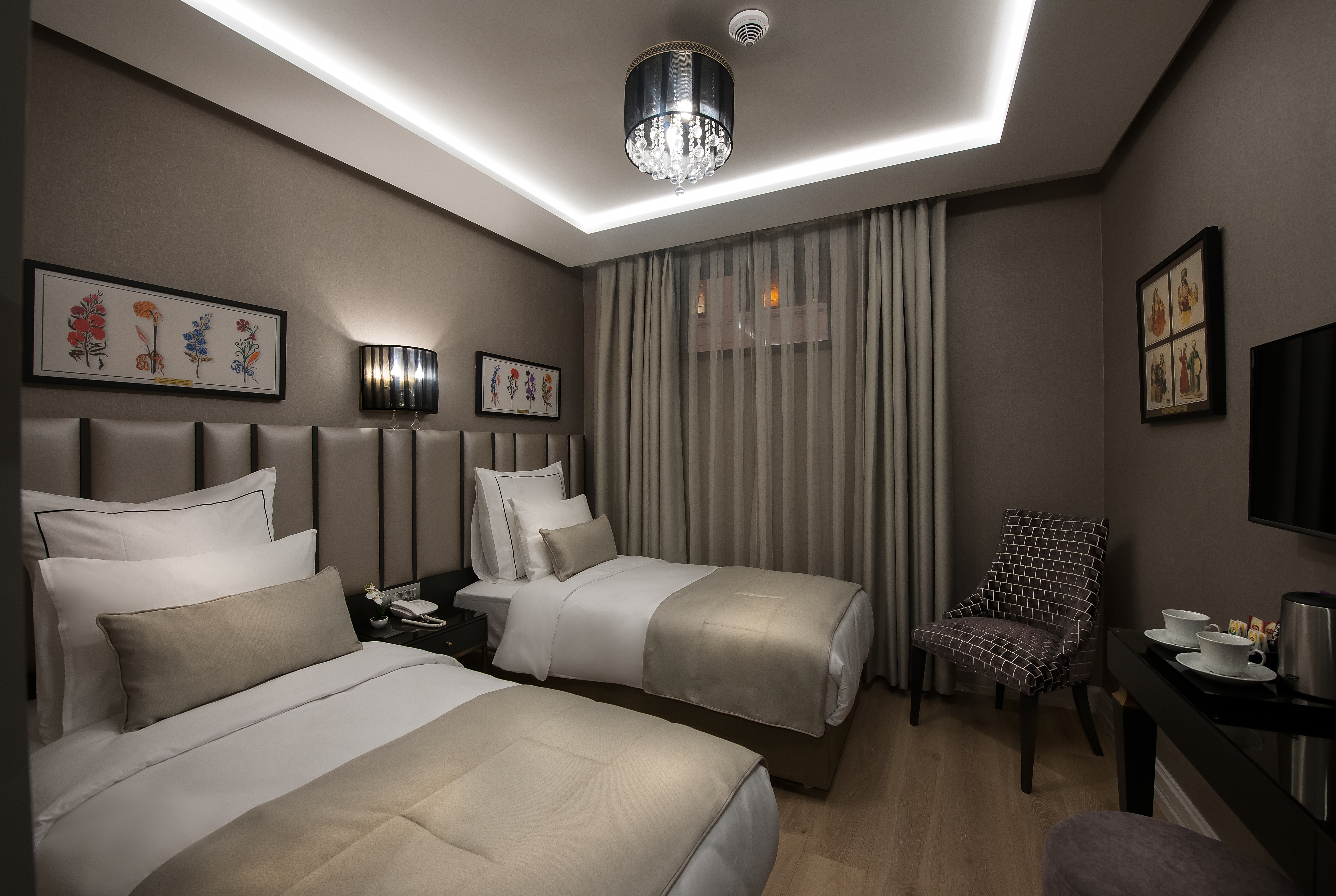 Le Petit Palace Hotel