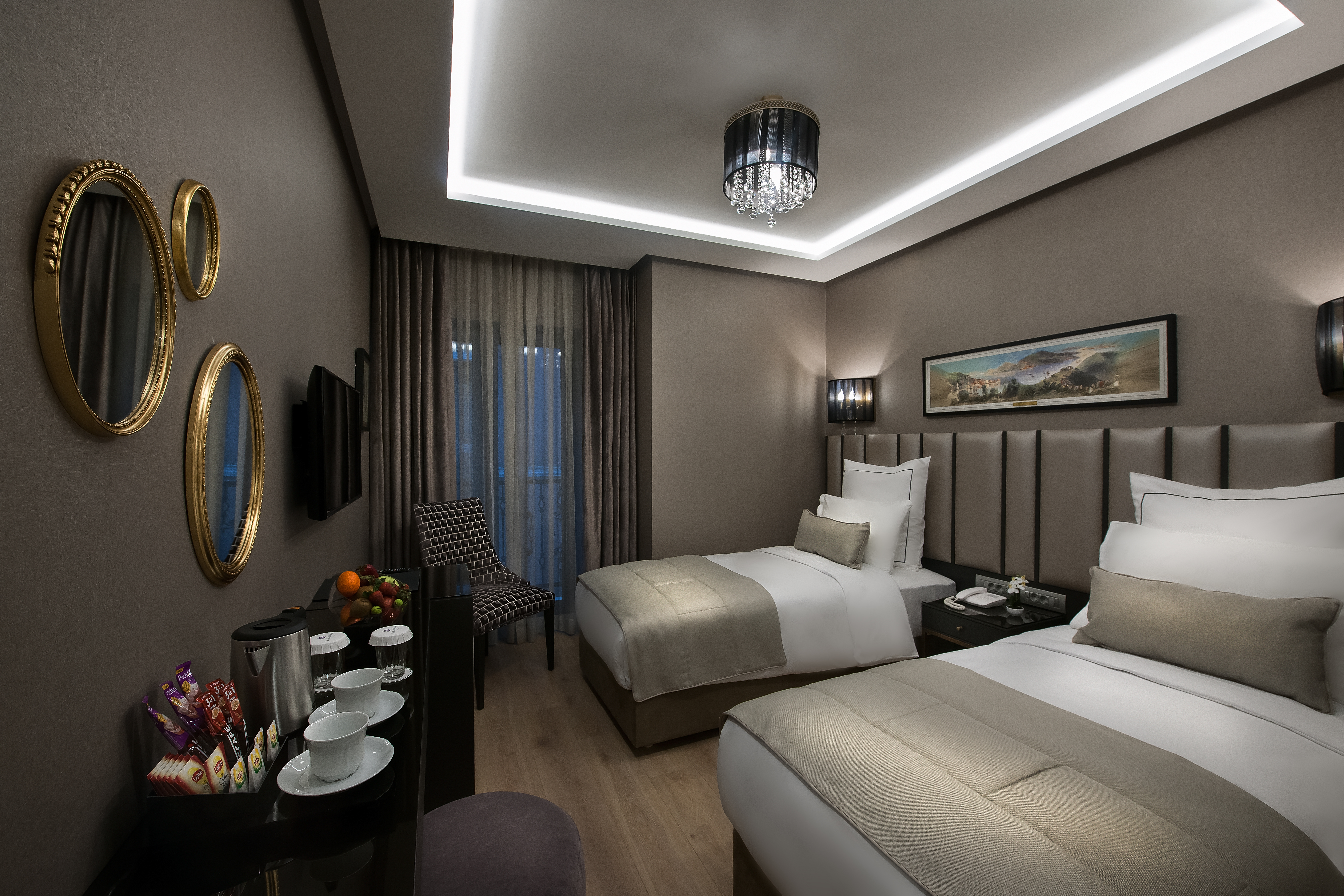 Le Petit Palace Hotel