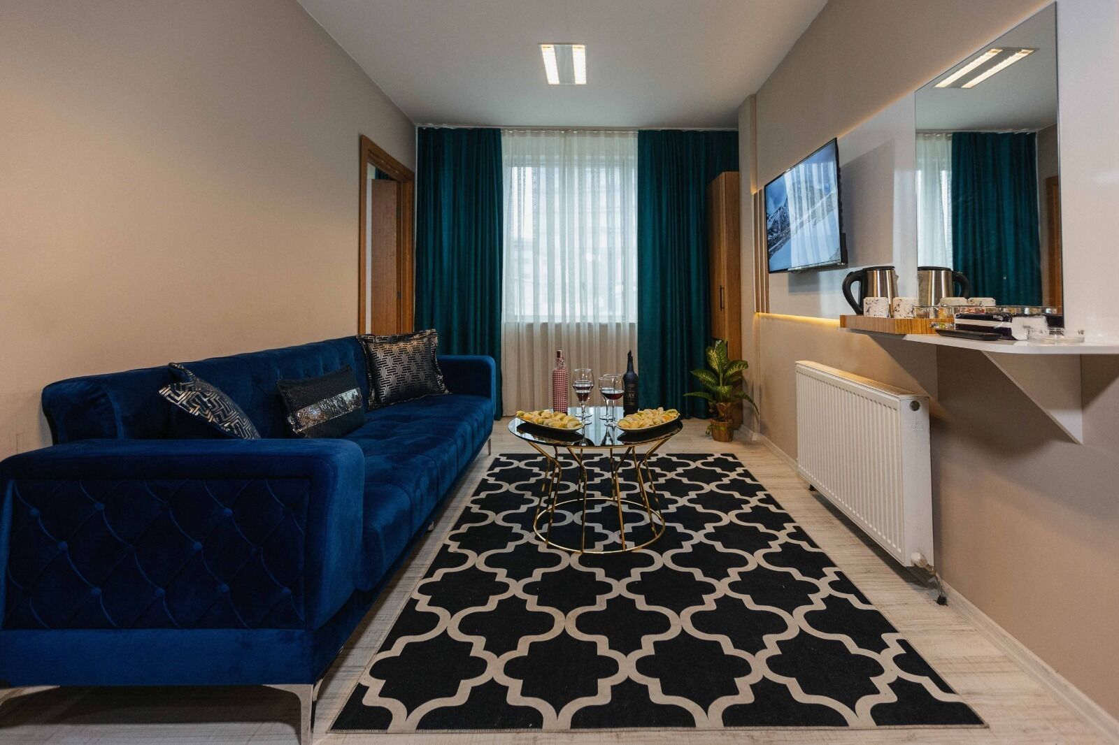 Lina Suit Hotel