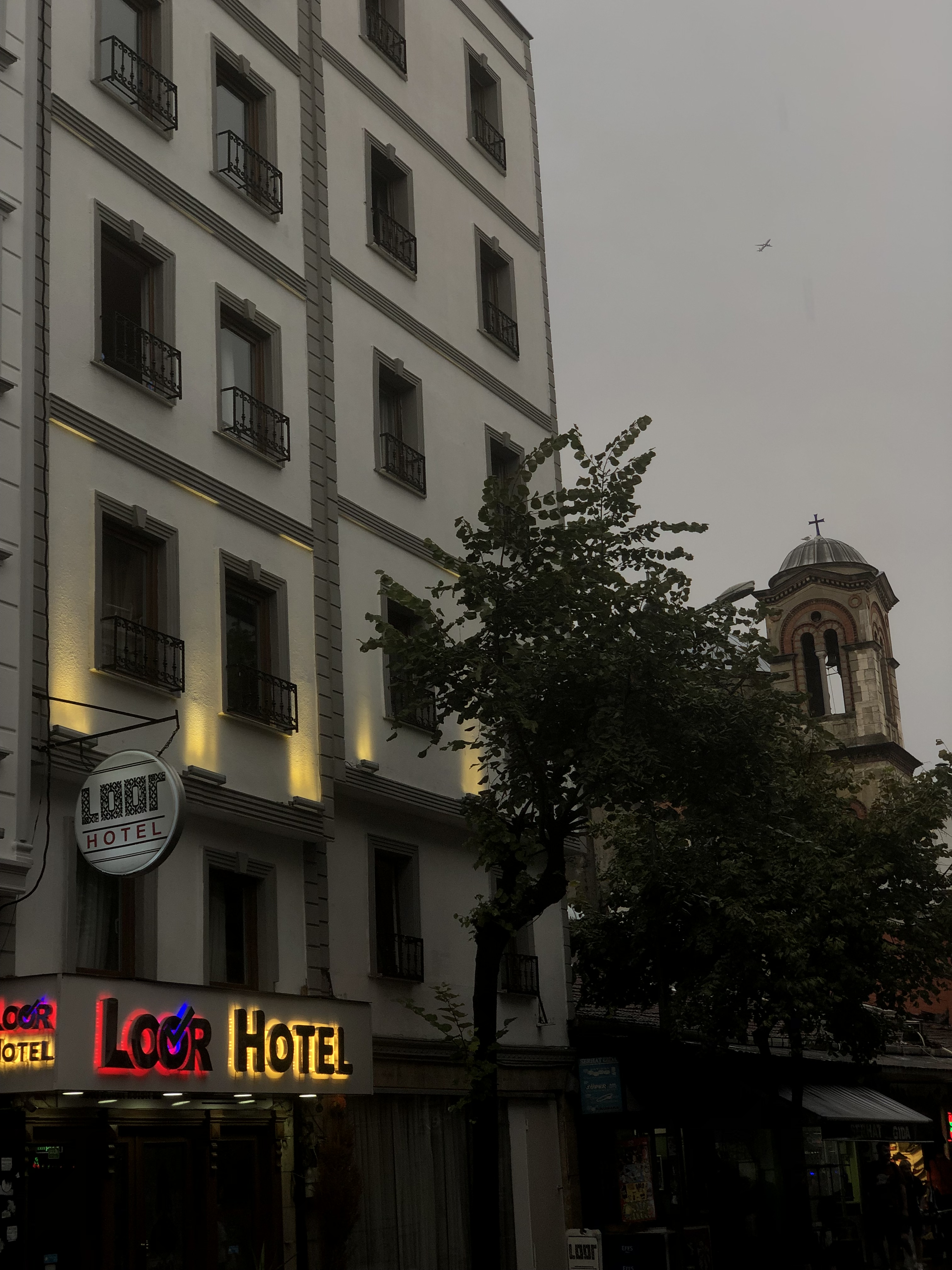 Nova City Hotel