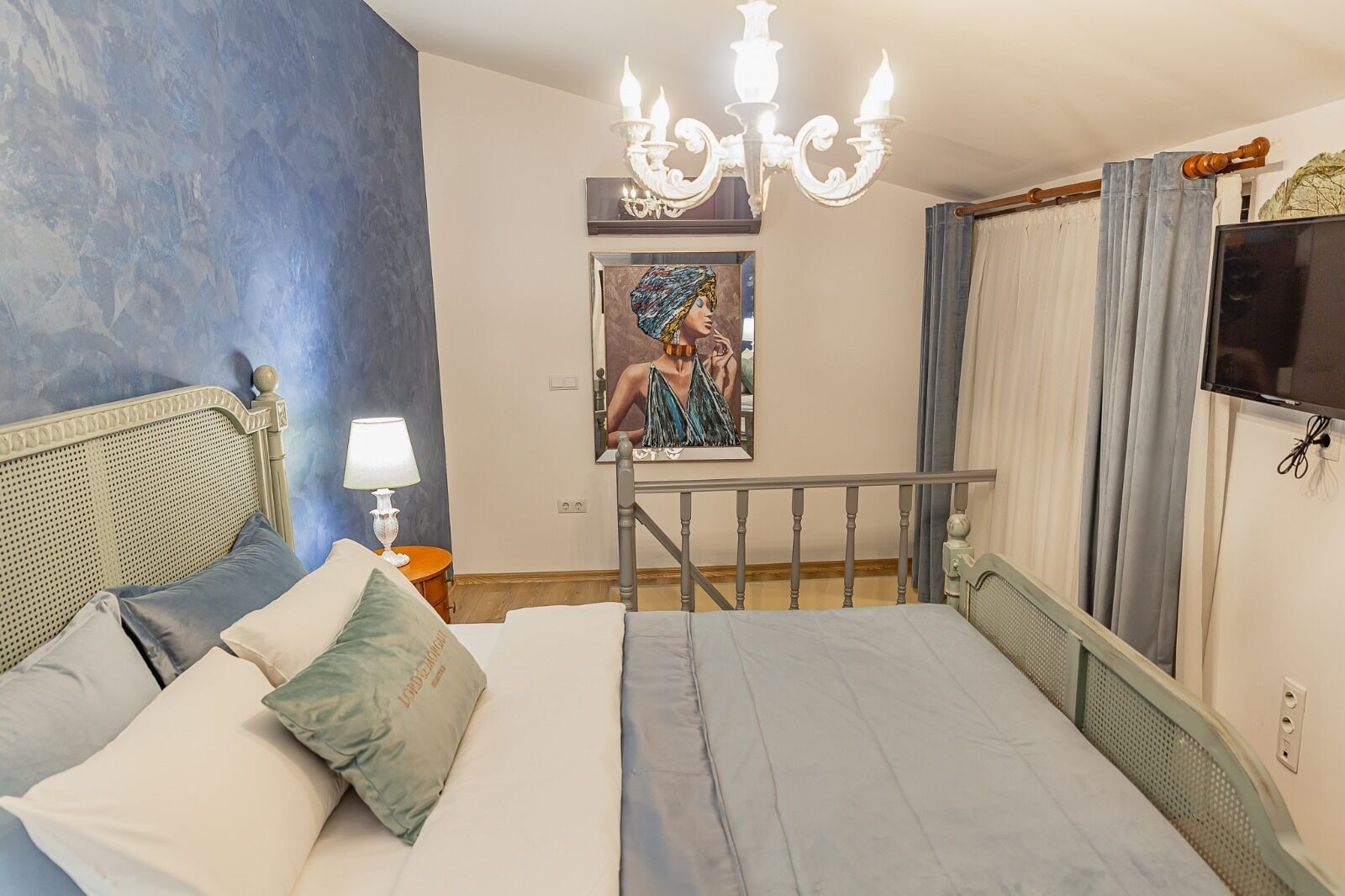 Lord Morgan & Exclusive Design Nisantasi