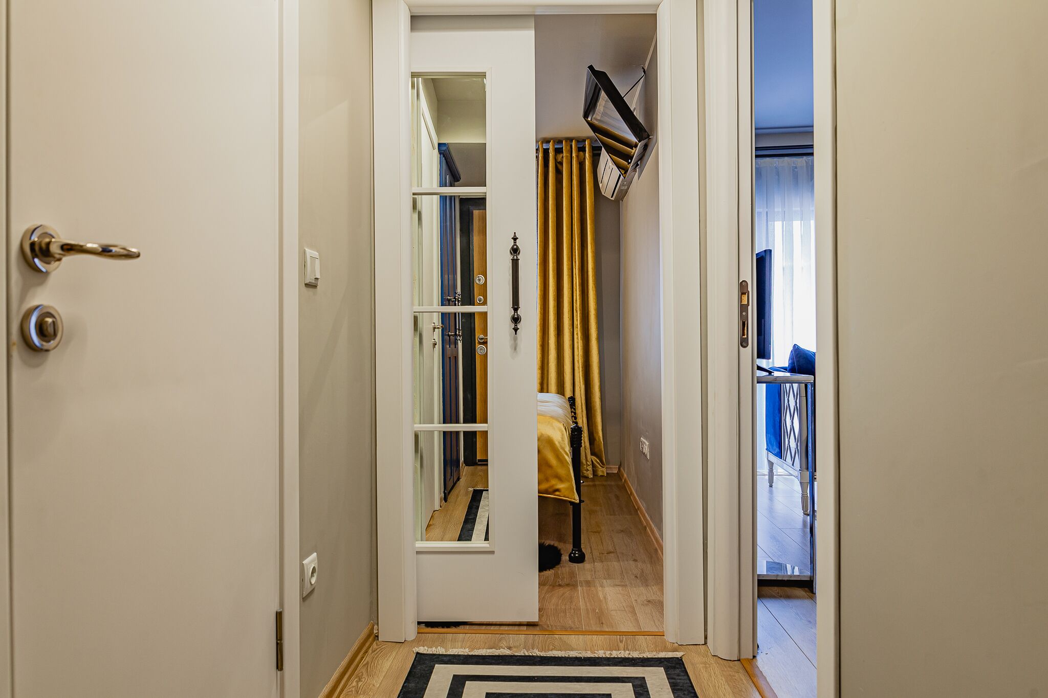 Lord Morgan & Exclusive Design Nisantasi