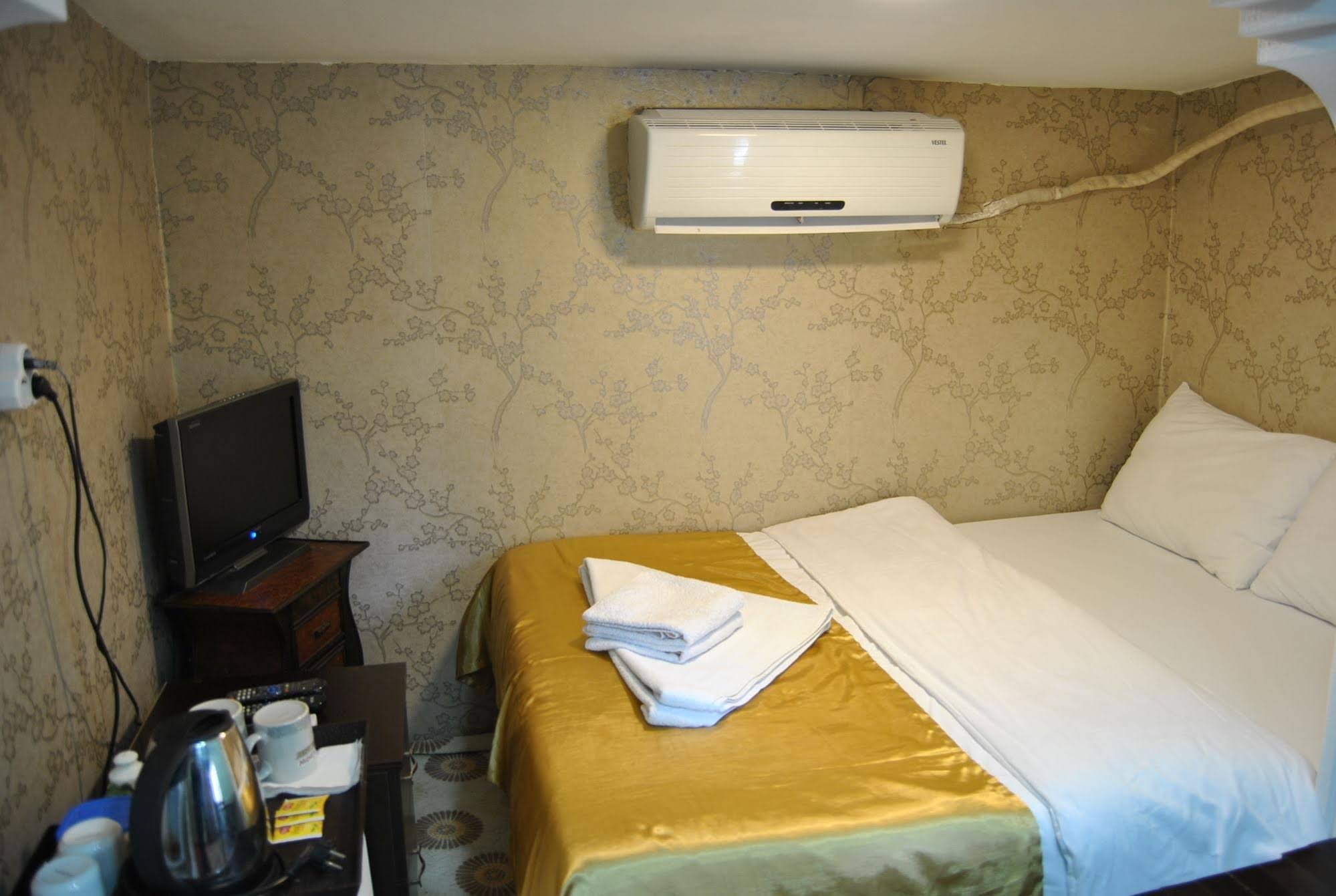 Lotus Hotel Istanbul