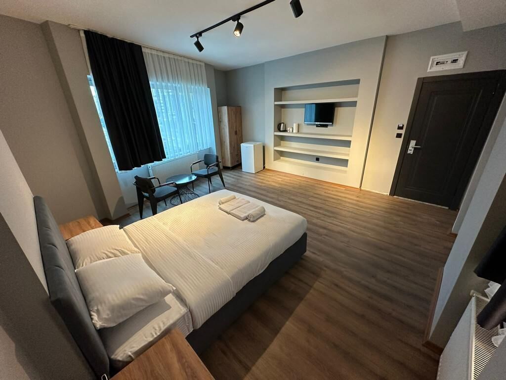Lucca Suites Hotel