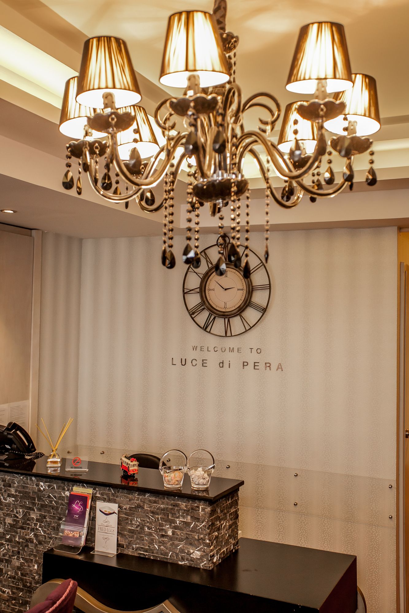 Luce Di Pera