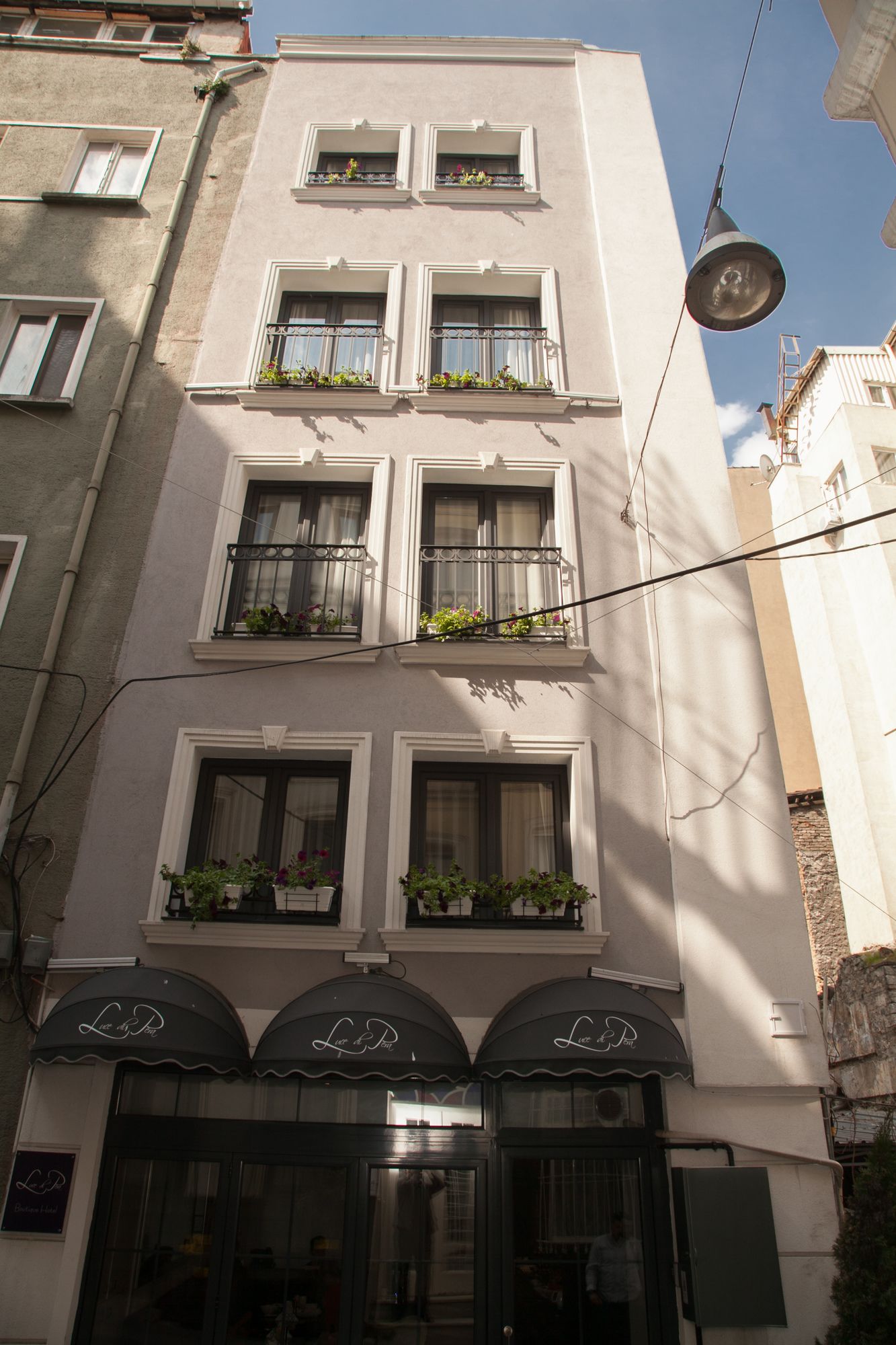 Luce Di Pera