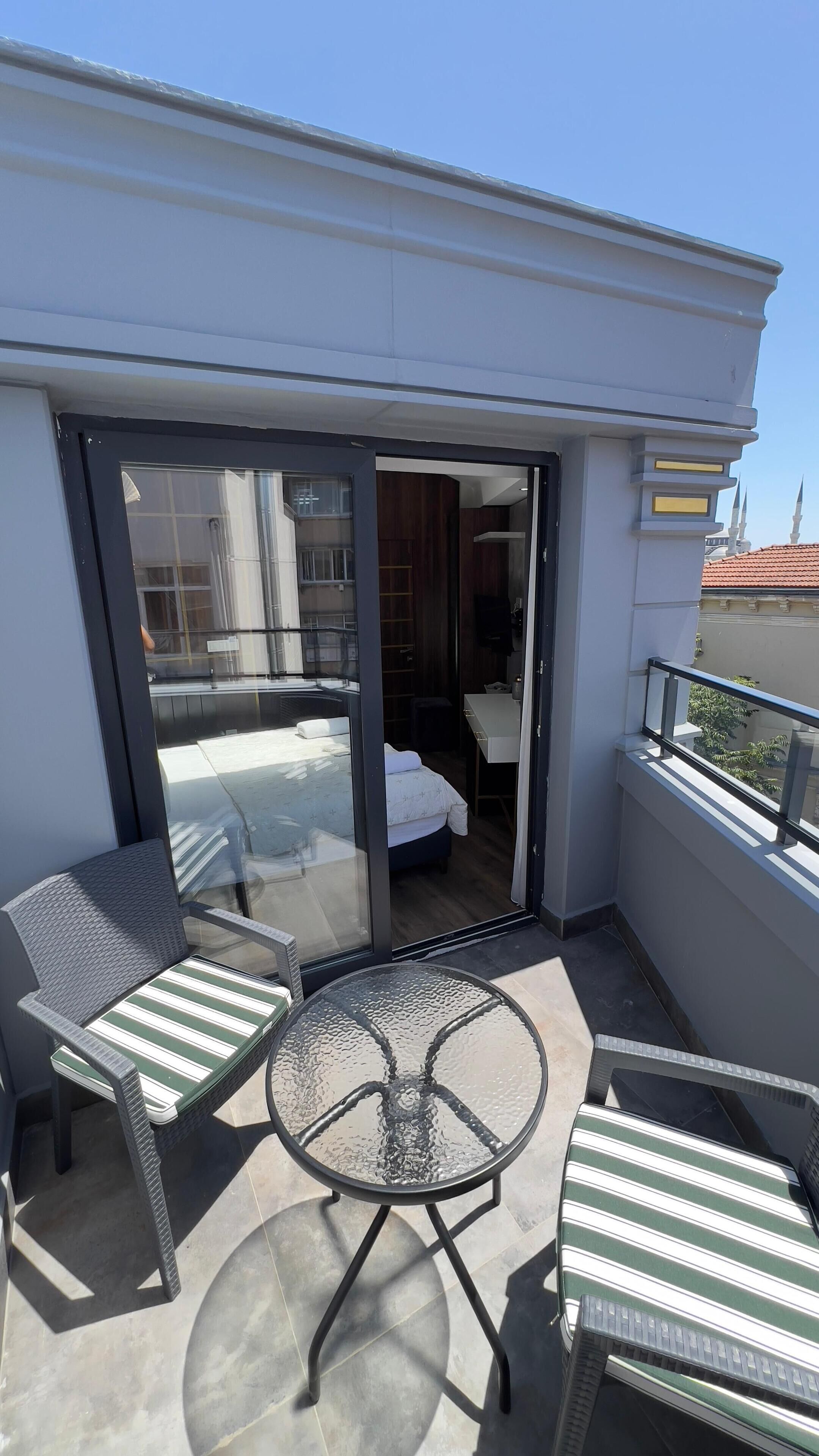 Madrigal Boutique Hotel