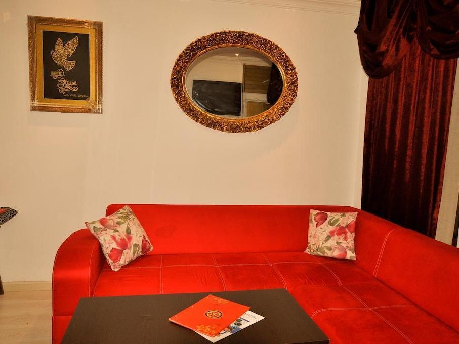 Magic House Hotel