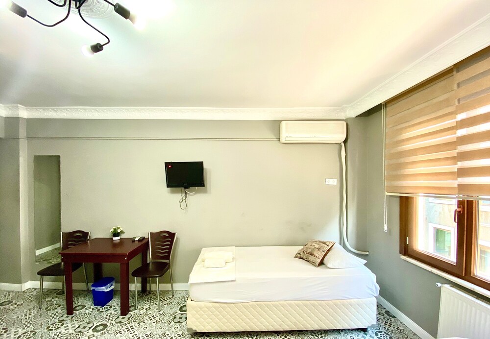 First Suite Taksim